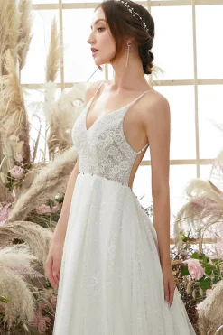 Vestido de noiva sem pescoço em V