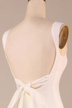 Vestido de noiva sereia de marfim simples com bowknot de volta