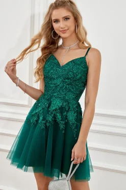 Vestido de regresso a casa de renda verde escuro