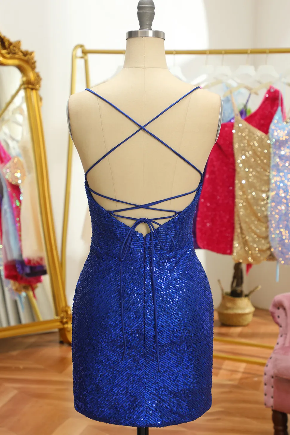 Vestido de regresso curto sem calças de ganga azul