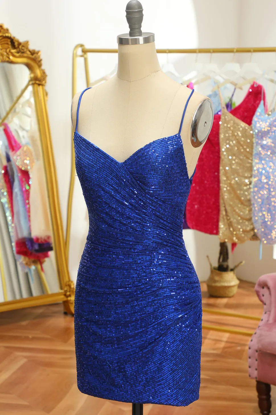 Vestido de regresso curto sem calças de ganga azul
