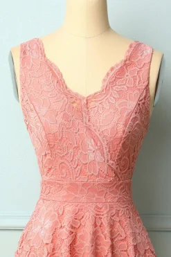 Vestido de renda com decote em v blush