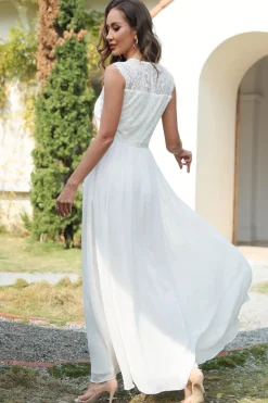 Vestido de renda comprida branca