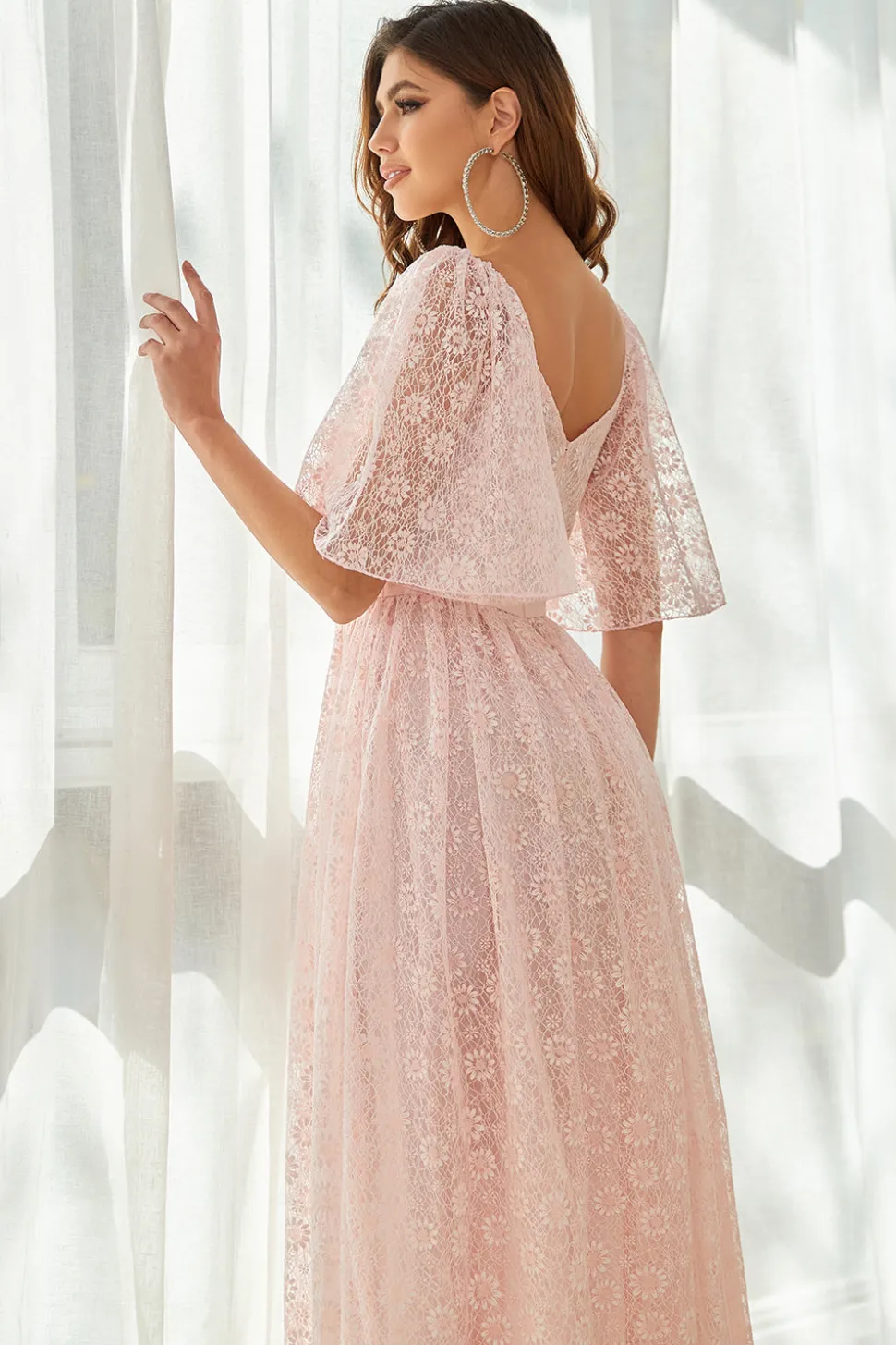 Vestido de renda cor-de-rosa de linha A