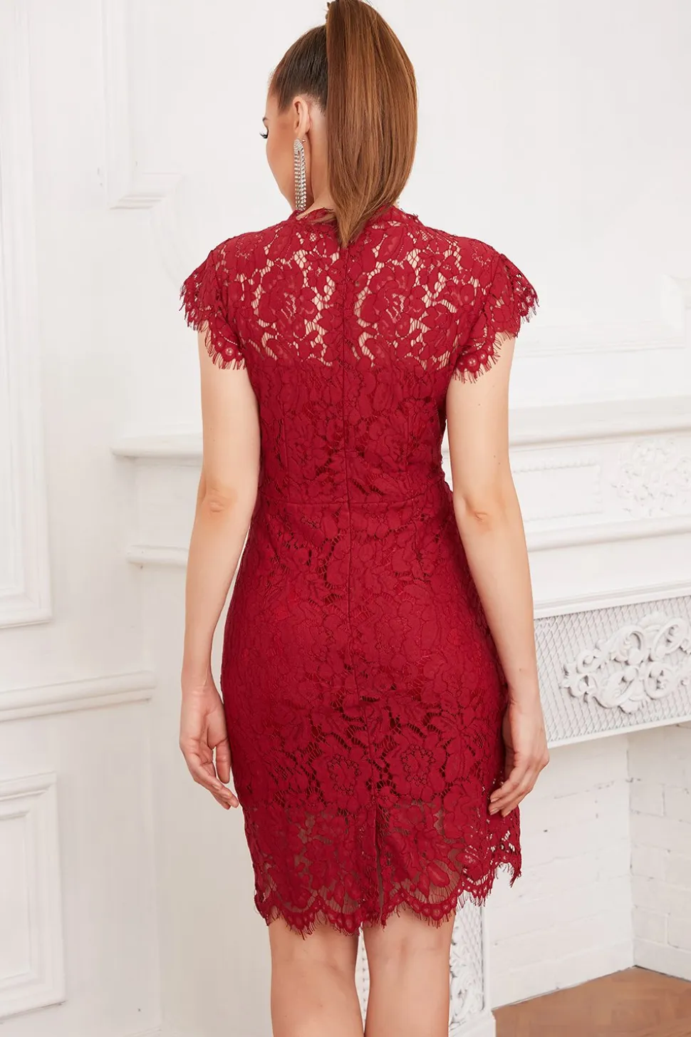 Vestido de renda de bodycon vermelho