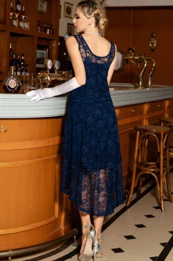 Vestido de renda de pescoço alto e redondo da marinha