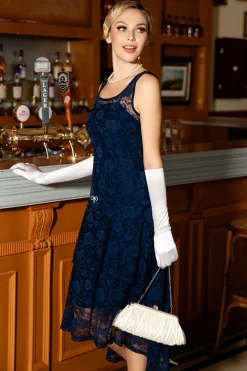Vestido de renda de pescoço alto e redondo da marinha