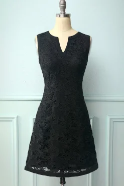 Vestido de renda floral preto