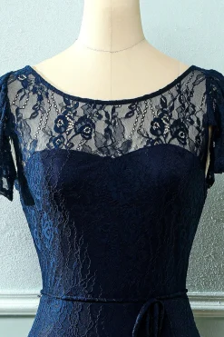 Vestido de renda longa da Marinha