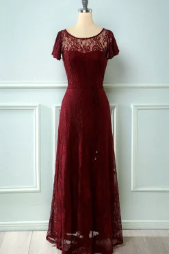 Vestido de renda longa da Marinha