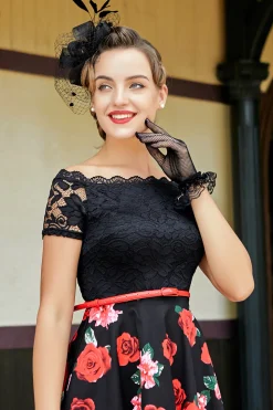 Vestido de retalhos off-ombro