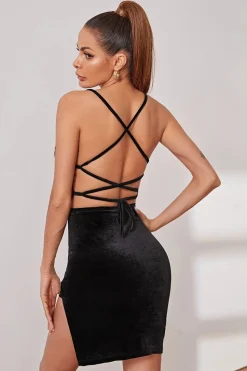 Vestido de veludo preto cintas de espaguete