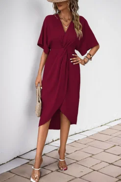 Vestido de Verão com Meias Mangas Preto Decote em V Bainha