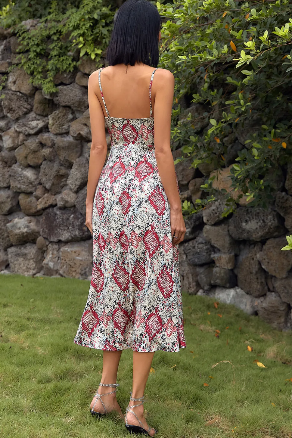 Vestido de verão de spaghetti de cobra vermelha