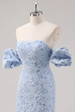 Vestido formal azul floral comprimento do chá com mangas puff