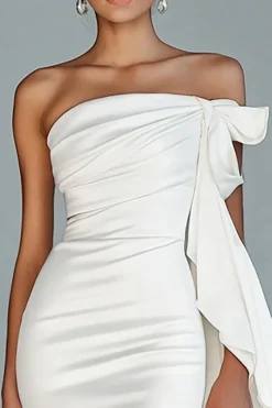 Vestido formal branco sem alças sereia babado