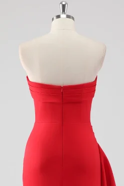 Vestido formal da bainha vermelha com fenda