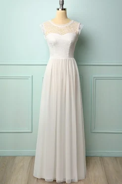 Vestido formal de renda branca