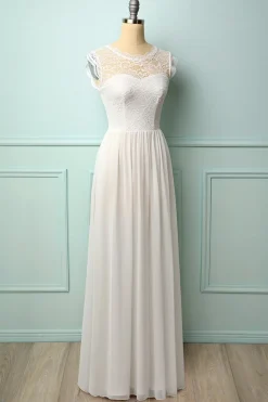 Vestido formal de renda branca