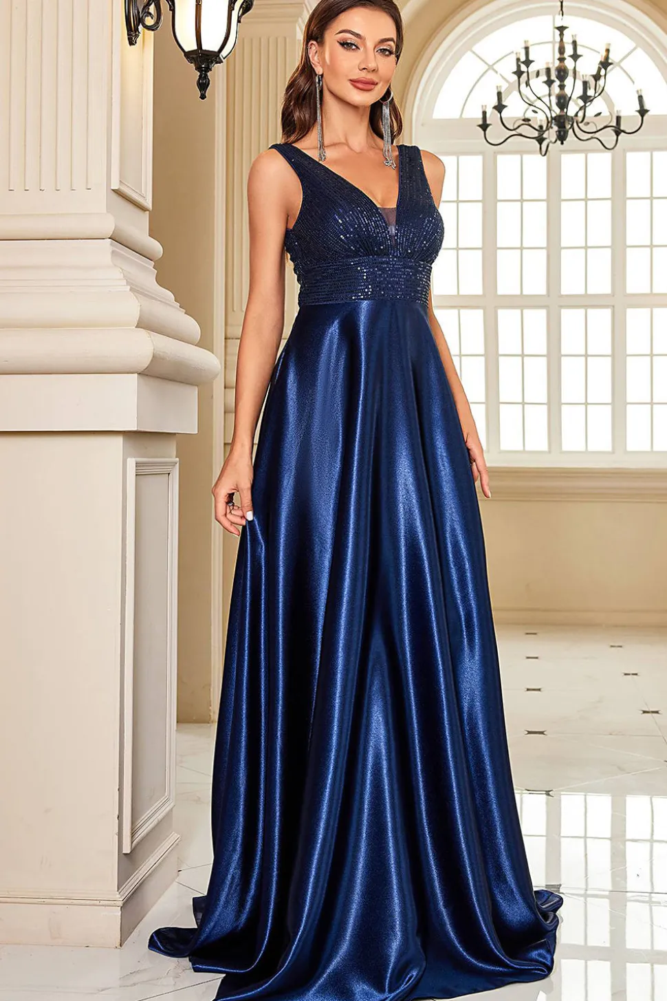 Vestido formal Navy Satin A-Line com Sequins