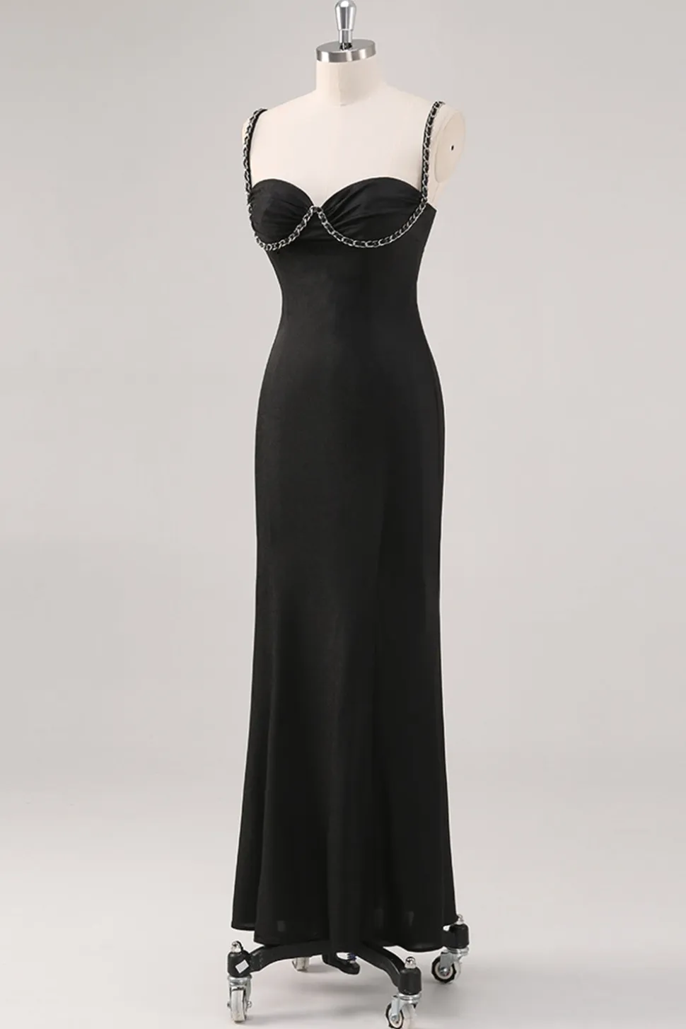 Vestido formal simples de alças de espaguete preto