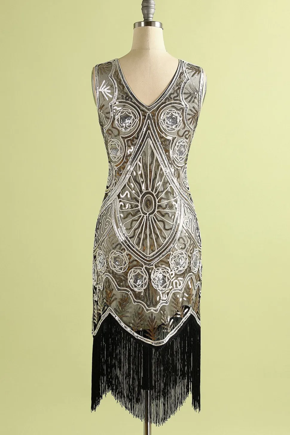 Vestido franja de lantejoulas prateado dos anos 1920
