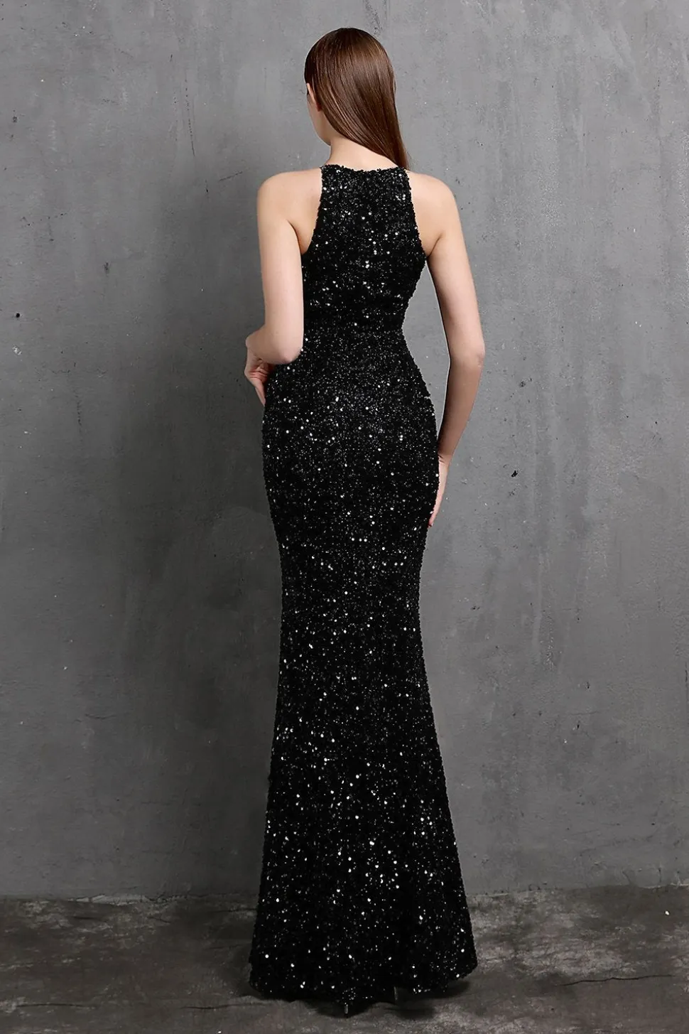 Vestido longo de baile de lantejoulas borgonha com fenda