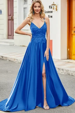 Vestido longo de cerimônia em cetim azul marinho moderno com apliques