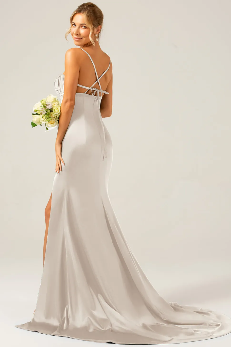 Vestido longo de cetim sereia rosa empoeirado para dama de honra