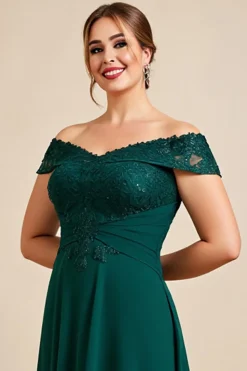 Vestido Mae Noiva com Renda Pinheiro Fora do Ombro Bainha Chiffon Tamanhos Grandes Longo