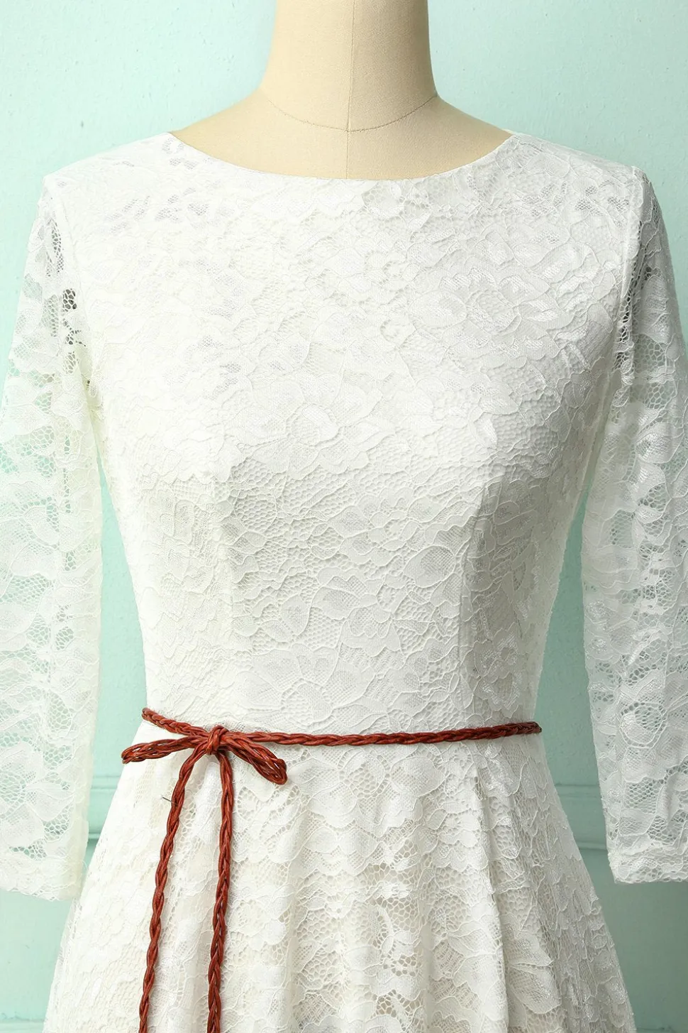 Vestido Midi de Renda Branca