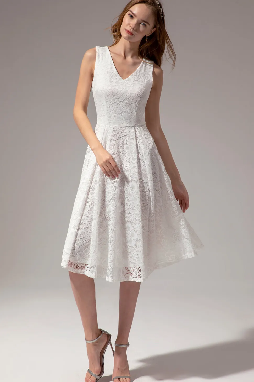 Vestido Midi de Renda Branca