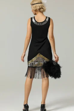 Vestido preto com franja de lantejoulas dos anos 1920