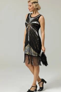 Vestido preto com franja de lantejoulas dos anos 1920