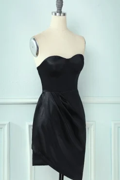 Vestido preto sem alças