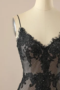 Vestido preto v pescoço beaded prom