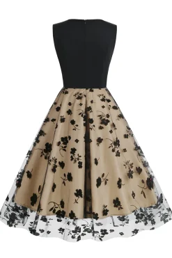 Vestido preto vintage de 1950 com bordado