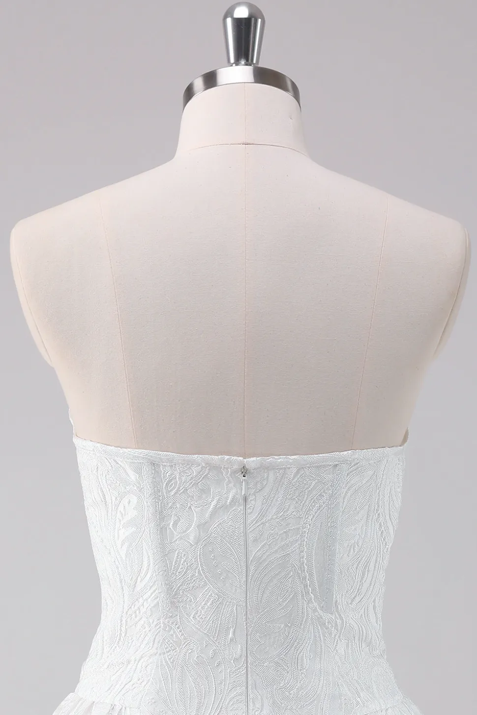 Vestido Simples Branco A-Line Strapless Short Homecoming