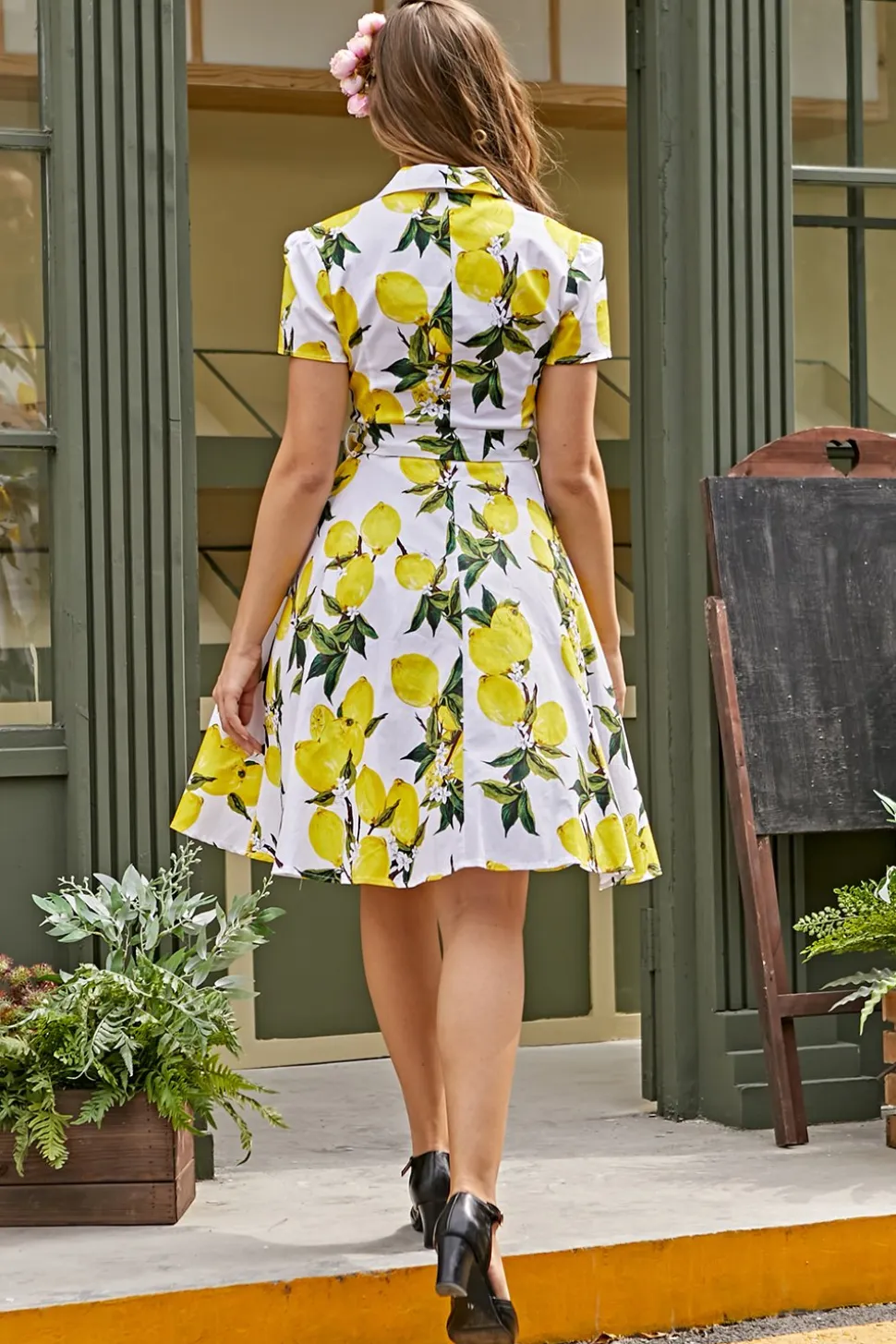 Vestido Swing Vintage com Estampa dos Anos 50
