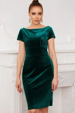 Vestido verde de veludo bateau pescoço