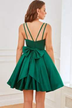 Vestido verde do baile de finalistas de cetim