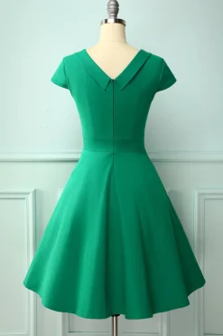 Vestido verde dos anos 50 do pescoço do barco