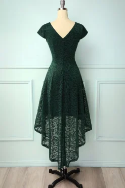 Vestido verde escuro com renda alta e baixa