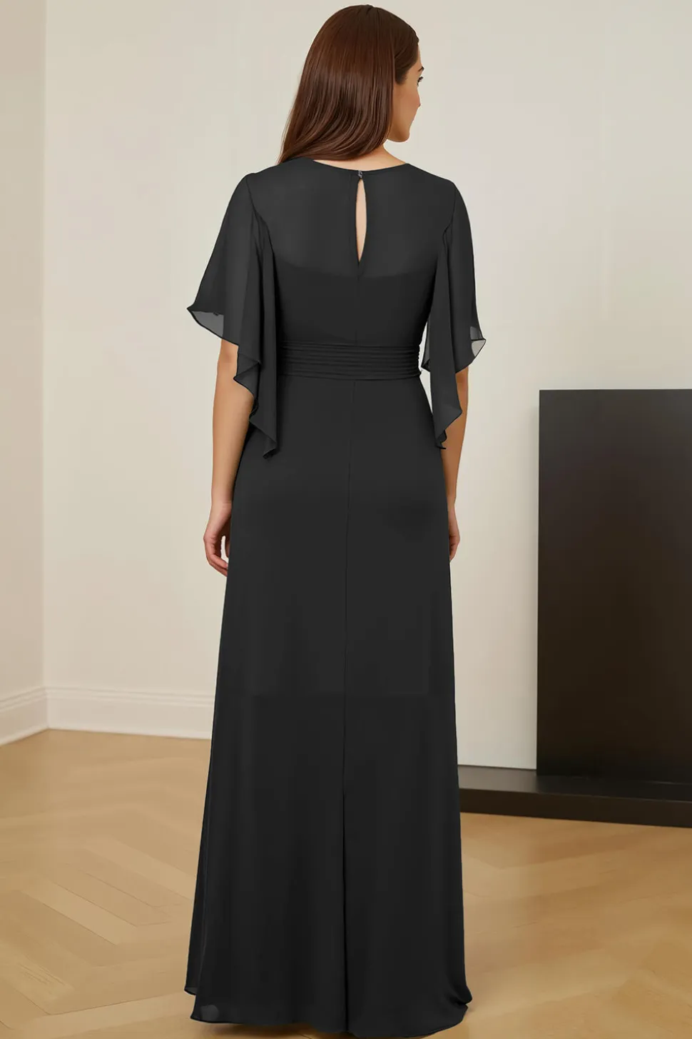 Vestido verde escuro da mãe da noiva com mangas Flutter