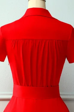 Vestido vermelho com decote em V sólido