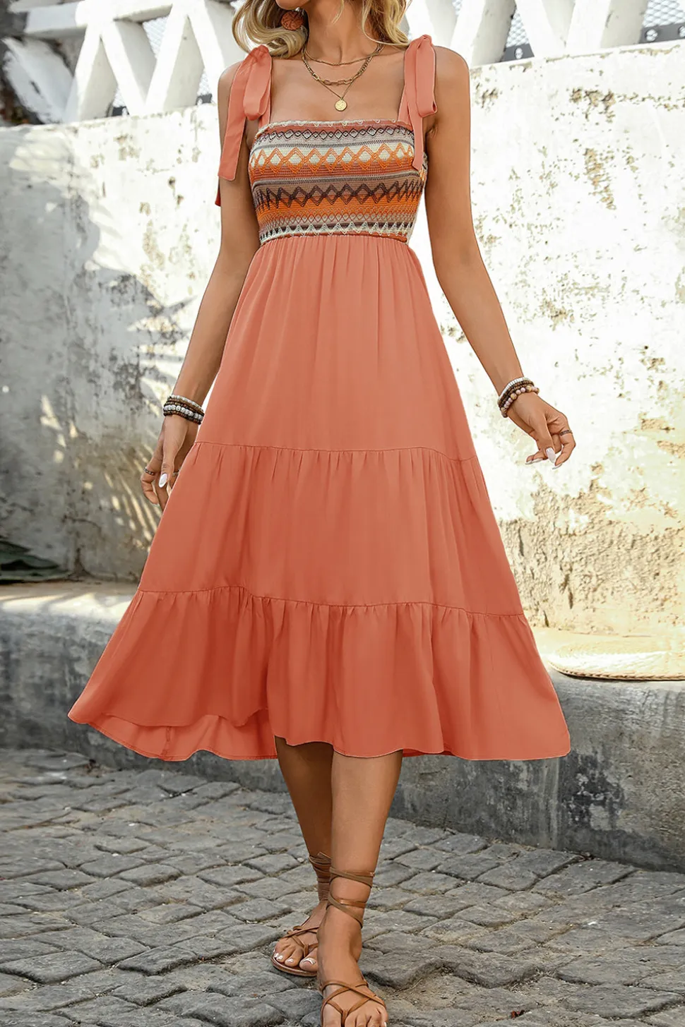 Vestido Verão com Arco Pescoço Quadrado Khaki Claro Midi Linha-A