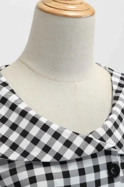 Vestido vintage de costura impresso em xadrez