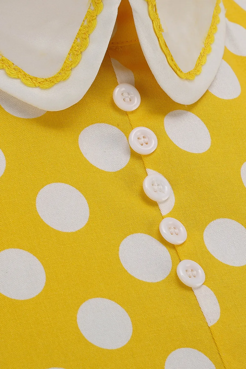 Vestido vintage verde ponto branco com mangas curtas