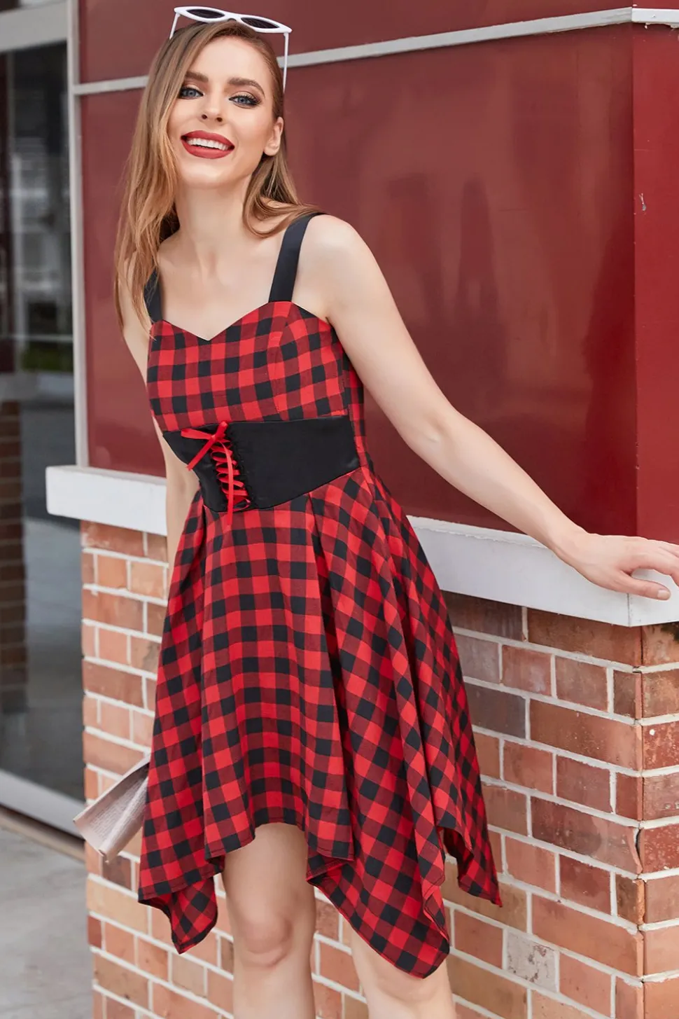 Vestido vintage xadrez vermelho e preto