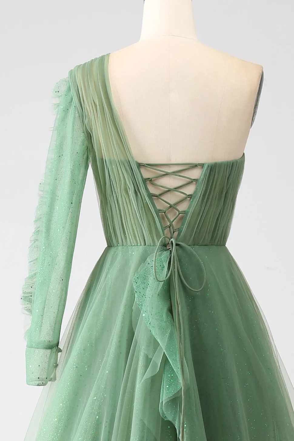 Vestidos de baile longos de um ombro verde escuro com mangas compridas